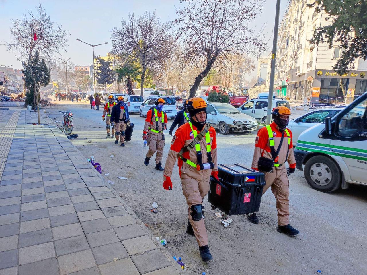 Search and rescue personnel from the Philippines in Türkiye