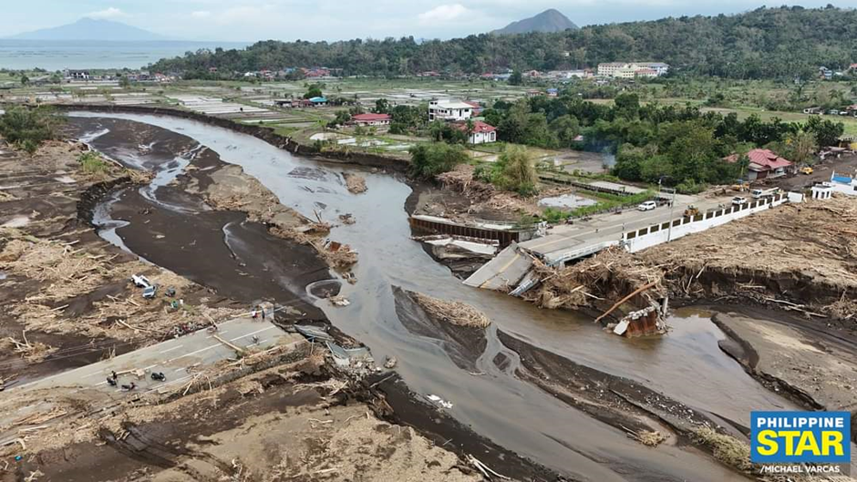 Bugaan Bridge in Laurel, Batangas, was struck down by the flashing river of Bugaan during the onslaught of Tropical Cyclone Kristine. Photo Credit: Philippine Star/Michael Varcas