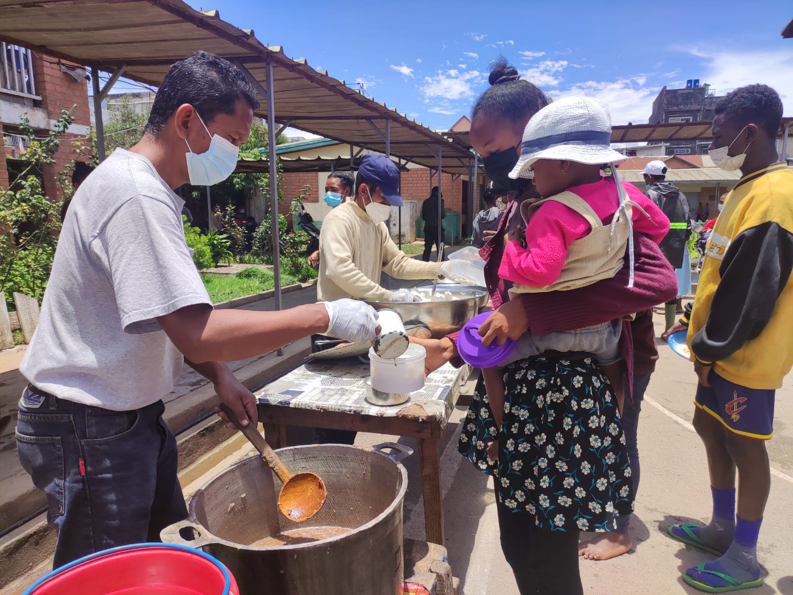 Food distribution in Antanarivo