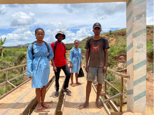 How a bridge reduced risk and improved lives for four communities in Madagascar
